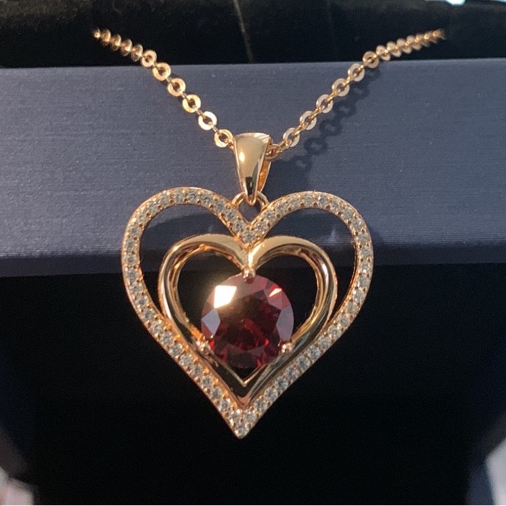 925 cubic zirconia heart pendant NIB - Picture 1 of 7